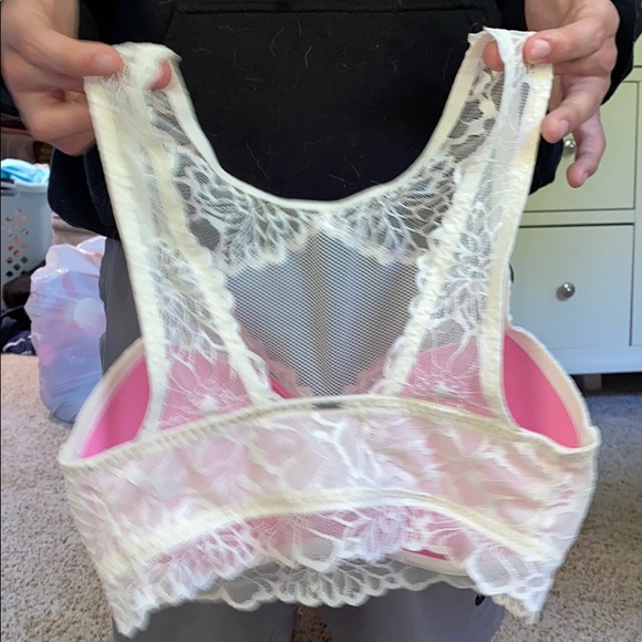 Victoria Secret’s PINK bralette - Picture 2 of 3
